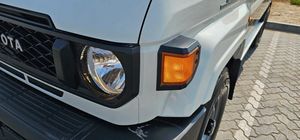 ¡2023-2024 Toyota LandCruiser 79 usado Pick up Camión de cabina doble RHD LHD Diesel Caja de cambios manual Asientos de cuero Ofertas especiales! - Product Image 2