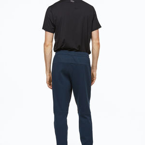 ชุดวิ่งขนแกะของผู้ชายชุดวอร์มแบบเรียบมีฮู้ดและกางเกงขายาวสวมใส่สบาย - Product Image 6