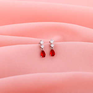 GIVA Boucles d'oreilles en argent pendantes élégantes We Fell in Love Design - Product Image 1