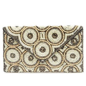 คลัทช์ดอกไม้สีขาวประดับลูกปัดพร้อมโซ่ลายดอกไม้ - Product Image 6