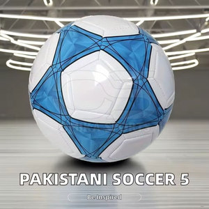 Ballon de football en cuir PU de qualité supérieure Rétention d'air longue durée pour l'entraînement et la compétition Ballon de football cousu à la main - Product Image 6