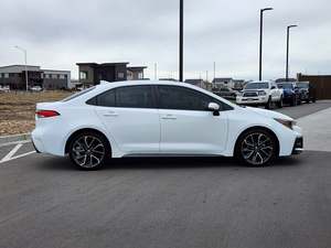 2020 para Toyota Corolla SE CVT FWD Asientos de cuero interiores oscuros Dirección izquierda - Product Image 3