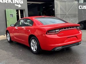 CLEAN 2022 D-o-d-g-e Char_ger SXT RWD - Product Image 4