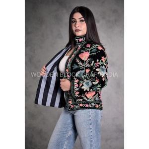 เสื้อแจ็คเก็ตบุผ้าควิลท์ปักลายซูซานีสีสันสดใสสำหรับผู้หญิง คอตั้ง ปักด้วยด้าย 100% ผ้าฝ้าย ระบายอากาศได้ดี เหมาะสำหรับฤดูหนาว - Product Image 3