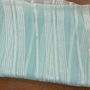 Mousseline de soie élégante en soie vierge véritable scintillante avec lurex - Product Image 1