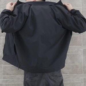 เสื้อกันลมผ้าบางทรงหลวมสำหรับผู้ชายเสื้อแจ็คเก็ตเสื้อกันลมลำลองสำหรับฤดูใบไม้ผลิและฤดูใบไม้ร่วงออกแบบโลโก้ได้ตามต้องการ - Product Image 4