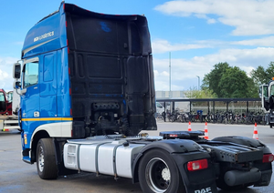 Camión de cabeza de tractor usado Premium 460 4X2 de alta calidad con garantía de 3 años OEM/ODM Industrial/grado de bricolaje disponible para exportación - Product Image 2