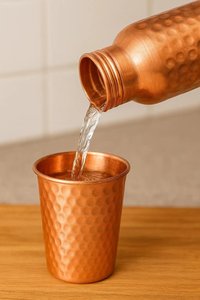 Botella de Almacenamiento de Agua de Gran Capacidad, Ecológica, de Cobre Puro de Primera Calidad |   Botella de Cobre Modern Wellness para el Hogar y la Oficina, Baja Temperatura - Product Image 5