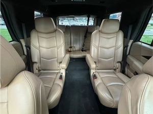 Cadillacccsss GCC Platinum 2018, toutes options, véhicule d'occasion haut de gamme avec volant à gauche et sièges en cuir, vente saisonnière en promotion - Product Image 4