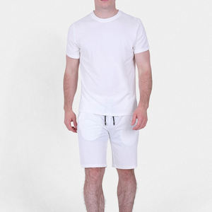 Conjunto de Pantalones Cortos Deportivos de Verano con Logotipo Personalizado, Diseño de Moda Urbana Personalizada, Conjunto Corto para Hombre - Product Image 1