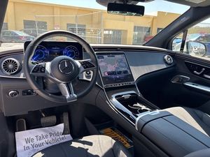 Mercedes-Benz EQE 350 4MATIC 2024 d'occasion en excellent état – Berline 1-vitesse - Product Image 2