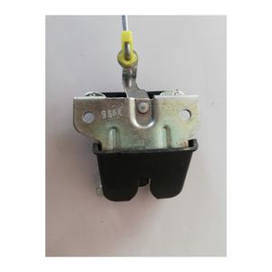 Serrure de coffre d'origine pour Hyundai Accent Era 812301E000, compatible avec les serrures de porte - Product Image 2