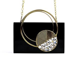 Embrayage en résine de couleur noire avec poignée Tendance pour les embrayages pour dames Sac à main par le fabricant indien Au meilleur prix Embrayage en résine - Product Image 1