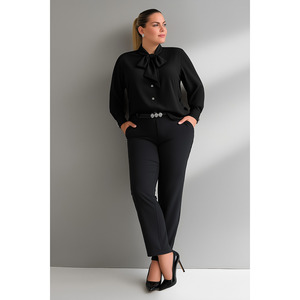 Camicia con colletto a cravatta Jesica taglie forti - Product Image 1