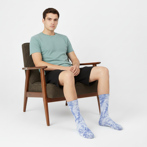 Chaussettes de mode tie-dye style délavé bleu - Bout sans couture, semelle rembourrée, chaussettes décontractées pour tous les jours et à offrir en cadeau - Product Image 3
