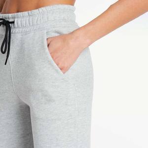 Pantalones de Invierno Casuales de Color Sólido para Mujer, Talla Personalizada, para Oficina y Trabajo, 100% Algodón, Hechos en Pakistán - Product Image 3