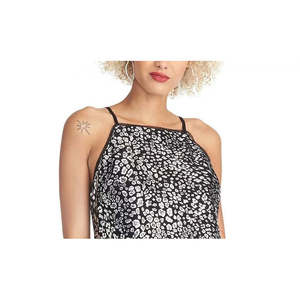 Camiseta Estilo Y2K para Mujer Rachel Roy, Negra, Talla Mediana, con Detalles de Malla Transpirable, Top Ajustado de Poliéster - Product Image 3