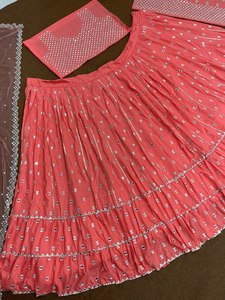 NUEVO FABZONE BRIDAL Lehenga Choli de Georgette de Seda con Trabajo de Espejos Real de Gujarat y Dupatta - En Stock - Product Image 5