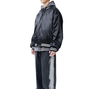 Chaquetas Varsity de satén de alta calidad para hombre con la última chaqueta de calle alta para hombre Chaquetas de hombre Varsity de satén bajo Moq de invierno - Product Image 3