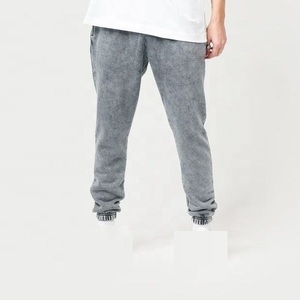 Joggers de lavado ácido para hombre de alta calidad, pantalones deportivos de entrenamiento informales ajustados, diseño ligero, disponible en venta al por mayor - Product Image 2