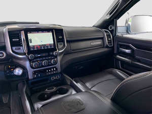 2021สะอาดดั้งเดิมแรม2500 Laramie - Product Image 5