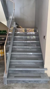 Escalera de mármol gris elegante cortada a medida, pulida y duradera, <span class=keywords><strong>con</strong></span> peldaños y reborde de mármol Pietra Grey para proyectos. - Product Image 5