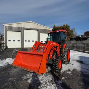รถแทรกเตอร์ Kubota M-6040SU คุณภาพสูง แรงทรงพลัง ขับเคลื่อน 4 ล้อ ประหยัดพลังงาน ทนทาน เหมาะสำหรับงานเกษตรกรรม ของแท้ - Product Image 3