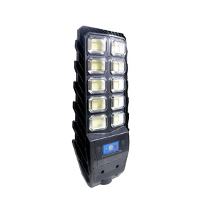 Farola LED de 500W con Energía Solar y Sensor de Movimiento, Iluminación Solar de Alta Eficiencia - Product Image 3