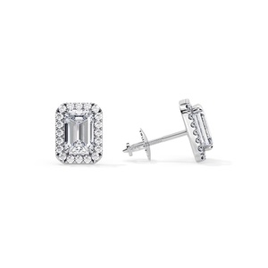 Pendiente de tuerca de Halo de promesa clásica, pendiente de diamante de moissanita de corte esmeralda, pendiente de tuerca de plata fina 925, regalo antiguo para el día de la mujer - Product Image 1