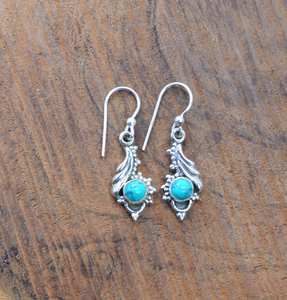Boucles d'oreilles en argent sterling turquoise, bijoux en pierres précieuses faits à la main, cadeau élégant pour femmes - Product Image 2