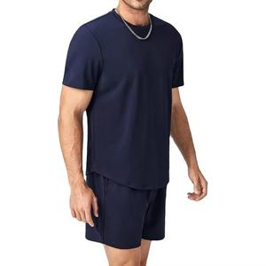 Conjunto doble personalizado para hombre, pantalones cortos de verano transpirables de color sólido y camiseta de manga corta para fitness, estilo formal - Product Image 3