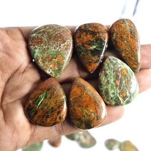 Vente en gros de cristaux authentiques en forme de poire en vrac de haute qualité chrysoprase naturelle de Madagascar de Jaipur - Product Image 2