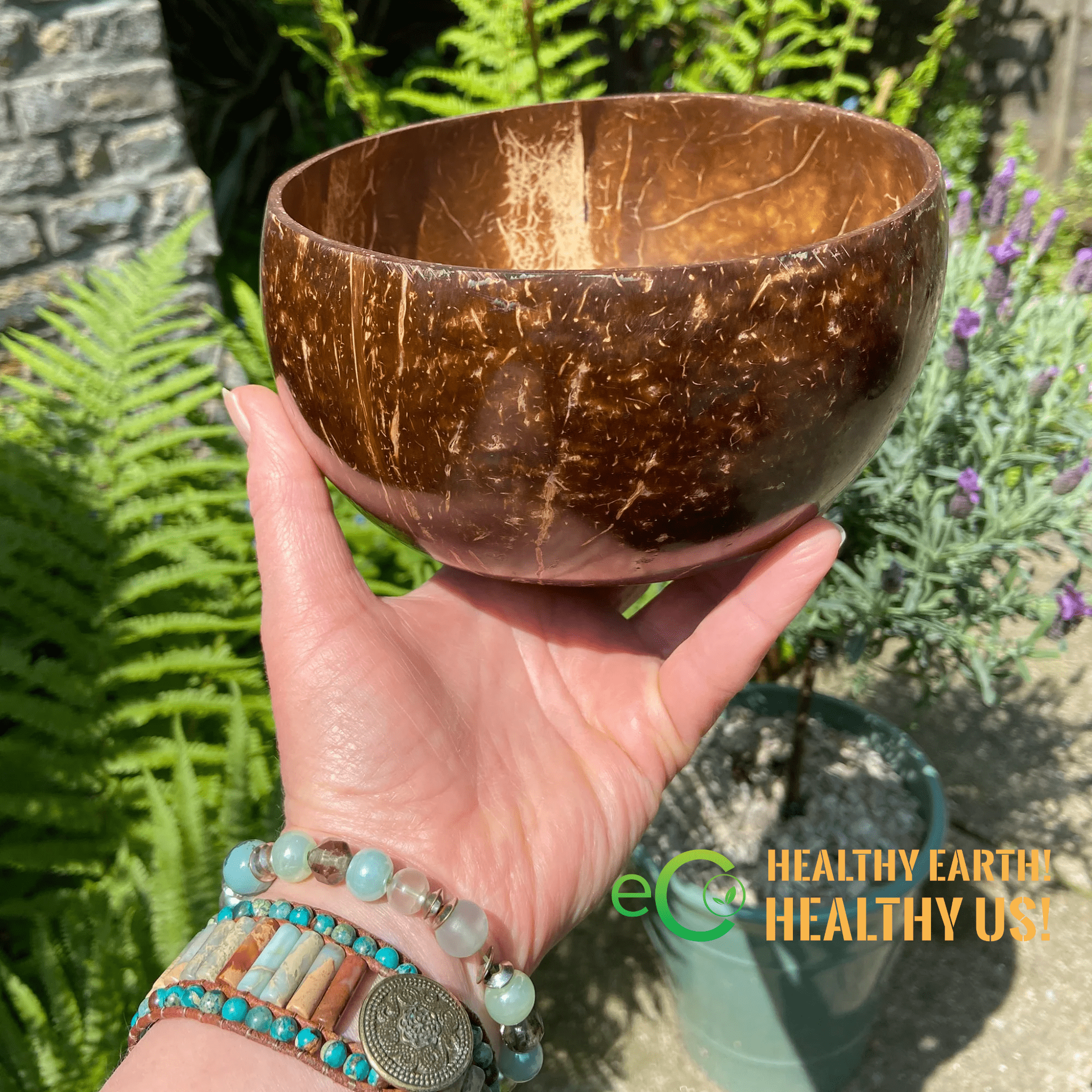 สีน้ำตาล