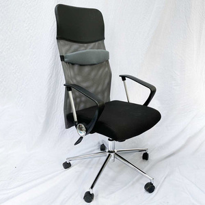 Silla de Oficina Ergonómica Contemporánea con Respaldo de Malla y Reposacabezas - Ideal para Estaciones de Trabajo - Product Image 3