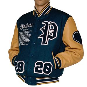 เสื้อแจ็คเก็ตฤดูหนาวคุณภาพดีที่สุด เป็นมิตรกับสิ่งแวดล้อม ระบายอากาศได้ดี สำหรับทุกเพศ สไตล์ Letterman Varsity ทำจากขนแกะแท้ แต่งขอบด้วยขนแกะ ติดกระดุมและซิป - Product Image 5