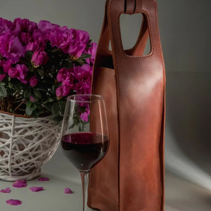 Bolsa de vino, Regalos para Él, regalos personalizados, Caddy de cuero, soporte hecho a mano, accesorios de manga, portabotellas - Product Image 1