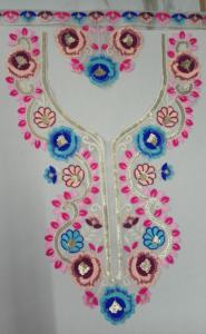 Patch de col en tissu net gracieux avec broderie et paillettes pour les tenues indiennes robe blouse saree et utilisation de kurtis - Product Image 4