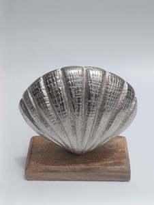 AK Brass Sea Shell Metal Tabletop <b>Sculpture</b> in Silver Finished with Wooden Base Unique Showpiece For Living Room Decor - Product Image 4