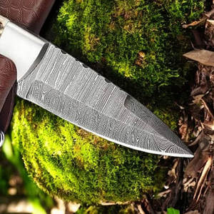 Cuchillo de caza hecho a mano personalizado con funda, cuchillo de alta calidad y alta dureza, cuchillo de caza profesional de acero de Damasco - Product Image 5