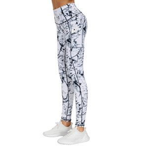 Mallas deportivas de cintura alta con bolsillo para mujer con tejido de punto estampado por sublimación para ejercicio, logotipo personalizable - Product Image 2