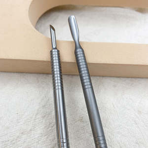 Empujador de Cutículas Profesional de Doble Punta de Acero Inoxidable, Removedor de Piel Muerta, Herramienta de Manicura y Pedicura, Limpiador de Uñas Reutilizable - Product Image 3