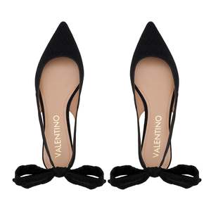 รองเท้าบัลเลริน่าวาเลนติโน่พร้อมผ้าพันคอโบว์สีดำ - Product Image 4