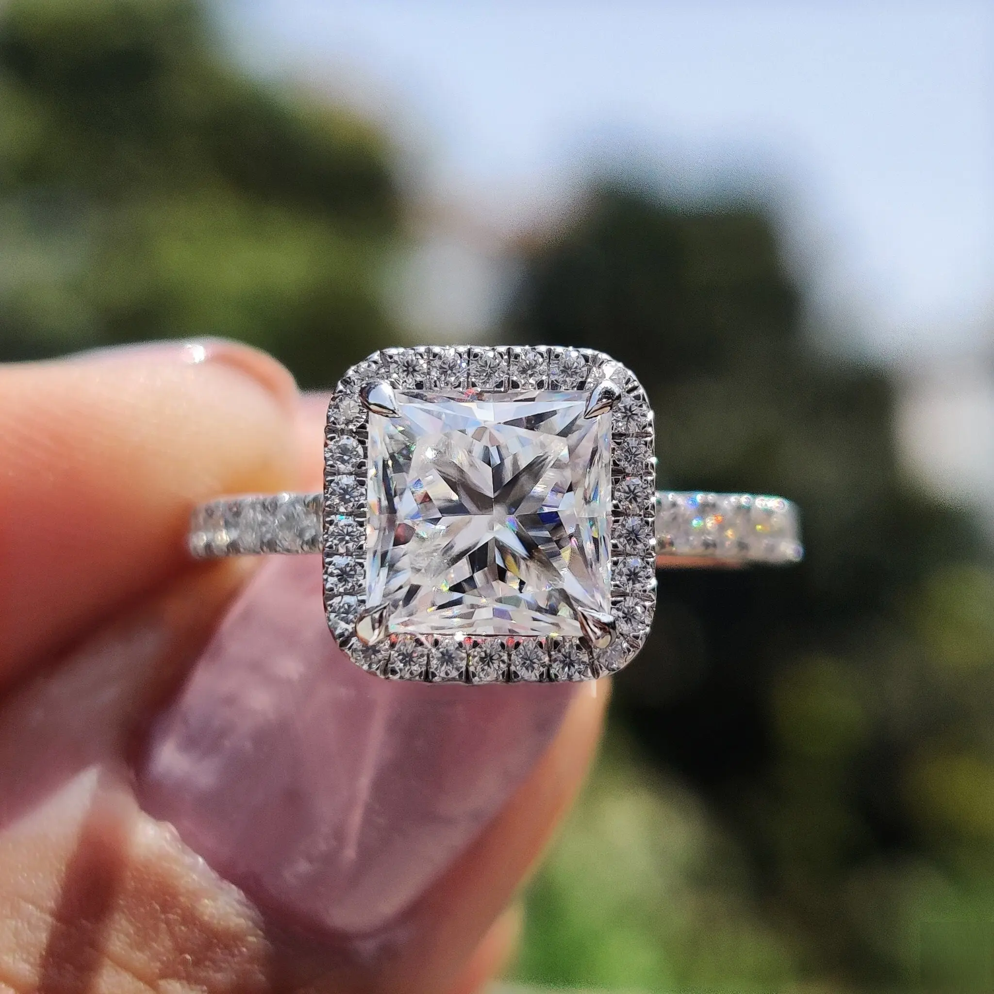 18K Rắn Vàng Công Chúa Cắt Kim Cương Engagement Halo Chất Lượng Cao Bất Tốt Đồ Trang Sức Đá Vàng Solitaire Kim Cương Nhẫn Cưới