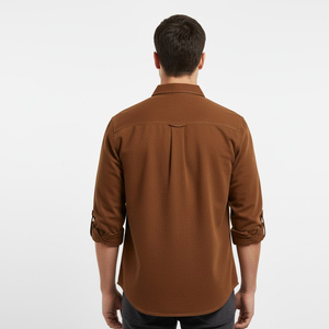 เสื้อเชิ้ตยีนส์ผู้ชายคลาสสิก ผ้าฝ้าย 100% ปกพับ คุณภาพสูง ตัดเย็บตามแฟชั่น ผ้าเนื้อบางเบา ทำด้วยมือ - Product Image 2