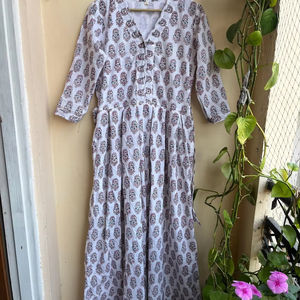 เดรสยาวพิมพ์ลายดอกไม้ผ้าฝ้ายอินเดีย, ชุดกระโปรงยาวแบบลำลองพิมพ์ลายดอกไม้ - Product Image 1