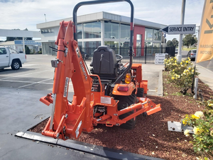 Mini Retroexcavadora Kubota BX23S con Plataforma de Corte, Tractor Kubota BX23S, Tractor Utilitario Subcompacto - Product Image 5