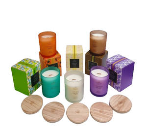 Venta al por mayor de velas de copa de cristal de Navidad para decoración del hogar personalizadas mezcla de Palma de colores perfumada Etiqueta Privada fábrica Año Nuevo - Product Image 2