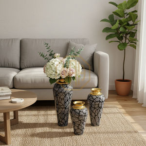 Jarrón de Flores de Hierro Hecho a Mano de Lujo, Metal Blanco y Negro con Relieve Dorado, Jarrón Decorativo Costero para Decoración del Hogar, Oficina u Hotel - Product Image 4