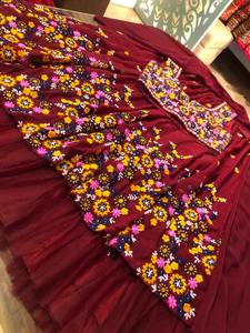 Dernière Collection de vêtements de Festival de mariage, broderie Georgette, fil de travail, fabricant Lehenga Choli de Surat inde - Product Image 3