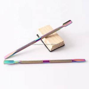 Pousse-cuticules professionnel en acier inoxydable arc-en-ciel à double extrémité réutilisable, éliminateur de peaux mortes, outil de manucure et pédicure pour le soin des ongles - Product Image 2